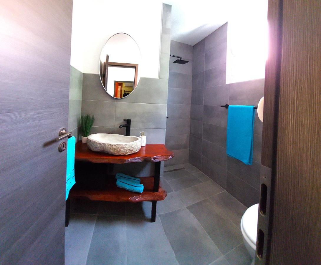 Apartments Maltasic Vir Bagian luar foto