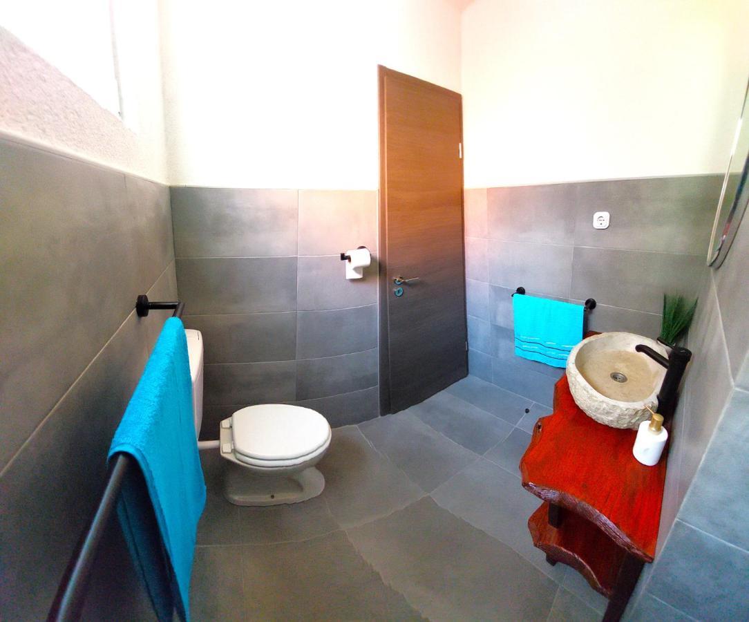 Apartments Maltasic Vir Bagian luar foto